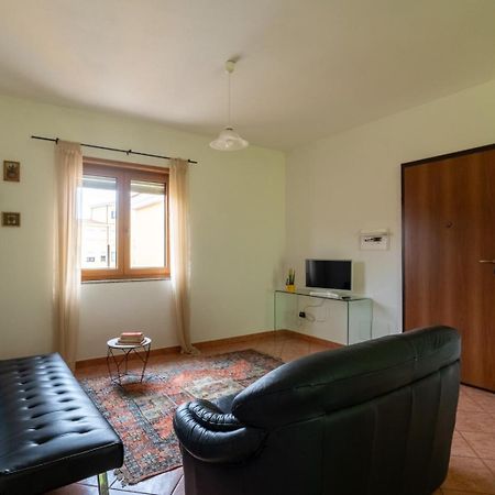 Appartamento In Centro Tortolì Екстериор снимка