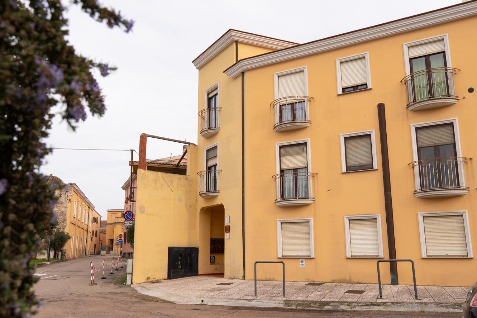 Appartamento In Centro Tortolì Екстериор снимка